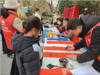 府前社区“五社联动迎新春 便民服务暖民心”主题活动